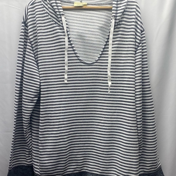 Bobbie Brooks Women’s Gray and White Striped V-Neck Hooded Sweatshirt 3X - Picture 1 of 14